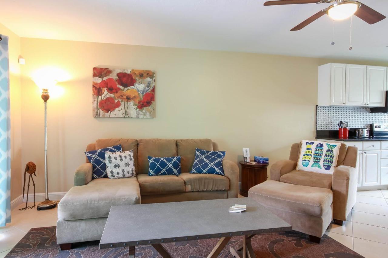 Seatuit Condominiums With Boat Slip Cape Coral Eksteriør bilde