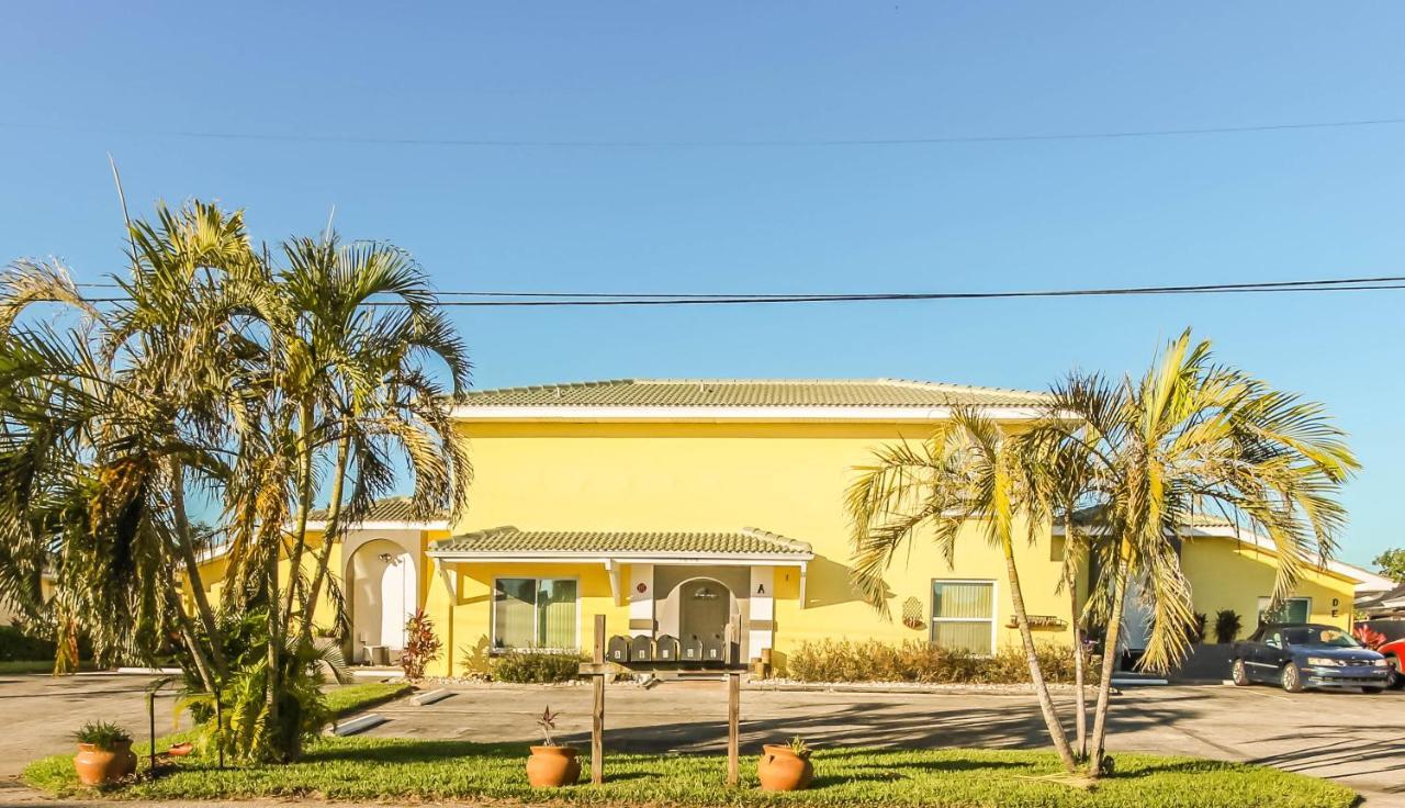 Seatuit Condominiums With Boat Slip Cape Coral Eksteriør bilde
